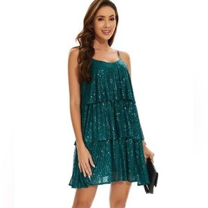 NWOT   Sequin Dress V Neck Fashion Sparkle Layered Evening Party Dress Size S
